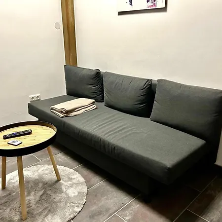 Honor-house לינץ