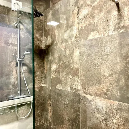 Honor-house アパート リンツ